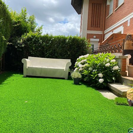 Apartamento Con Jardin Getxo Exterior photo